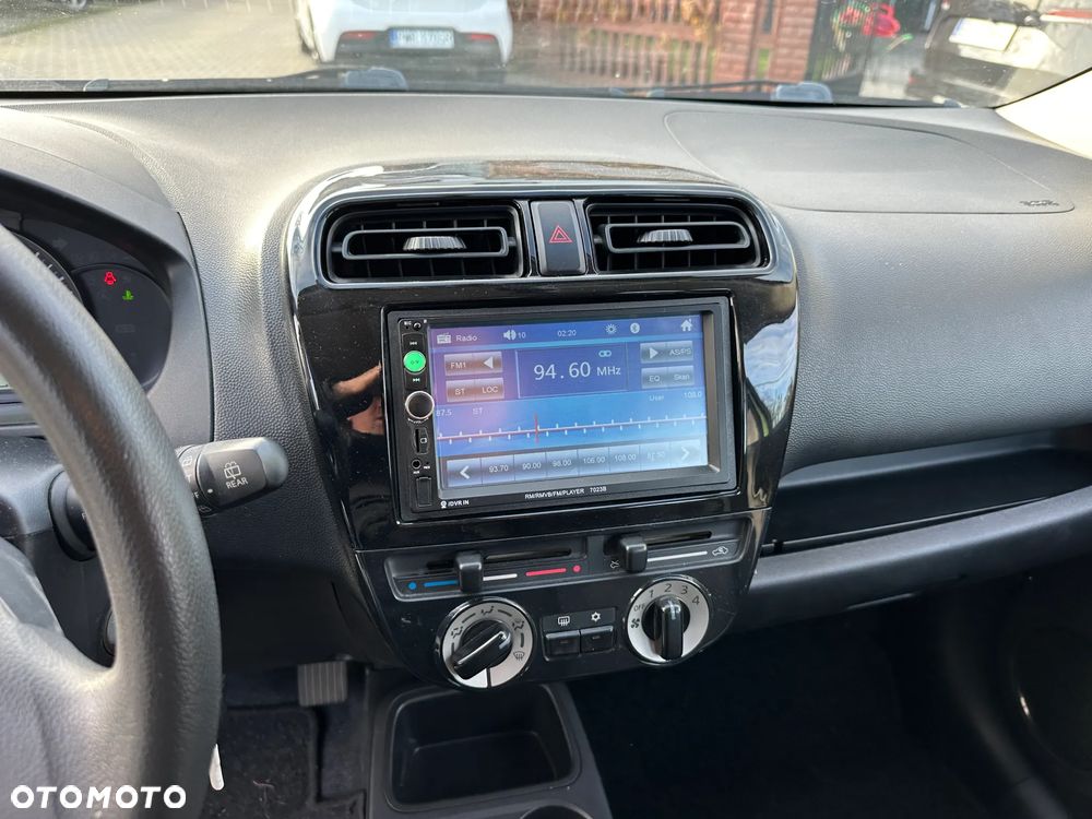 Mitsubishi Space Star - 12