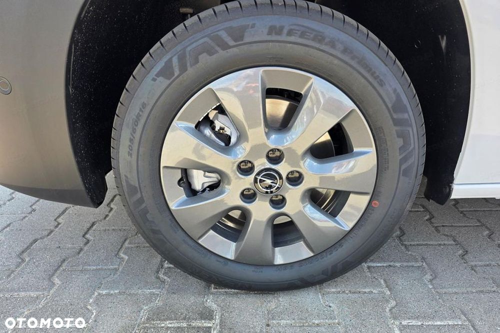 Opel Combo Van Cargo L2 EAT8 1.5 130KM - 21