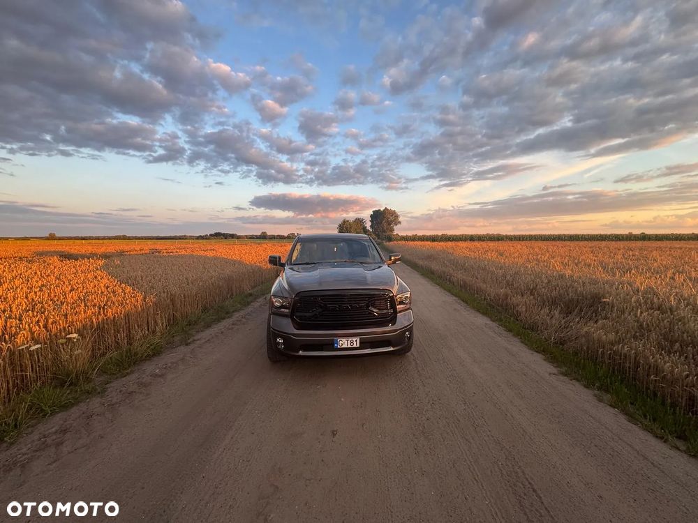 Dodge RAM 1500 5.7 4x4 - 1