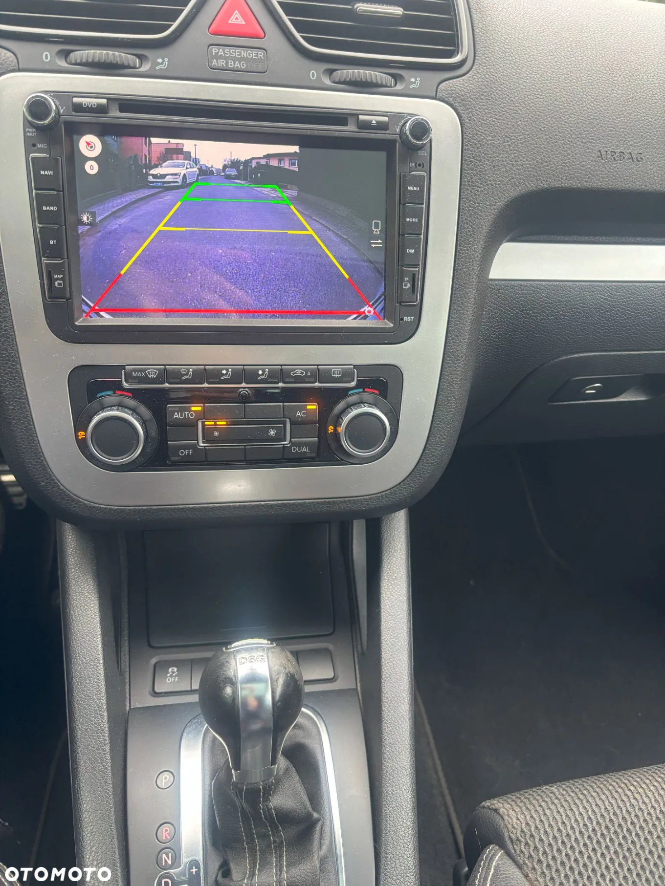 Volkswagen Scirocco 2.0 TDI DSG - 14