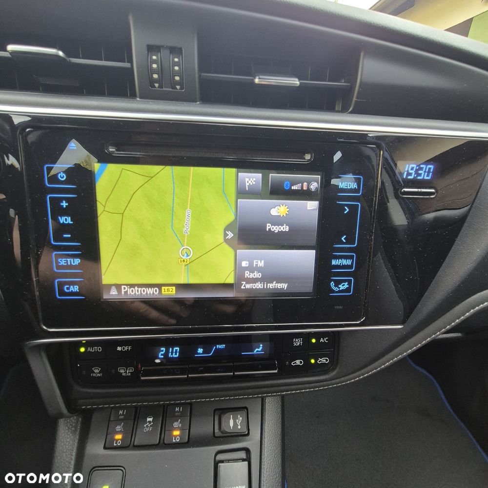 Toyota Auris - 8