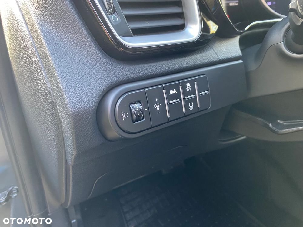 Kia XCeed 1.5 T-GDI L DCT - 11