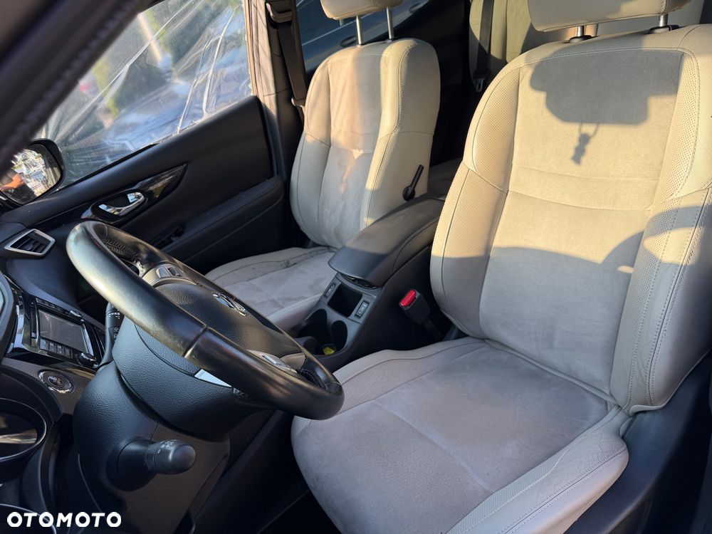 Nissan Qashqai 1.2 DIG-T Xtronic TEKNA+ - 15
