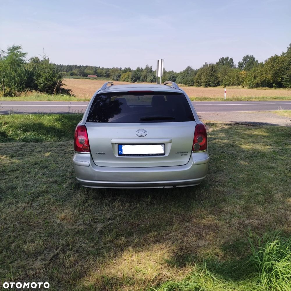 Toyota Avensis 2.2 D-4D Prestige - 5