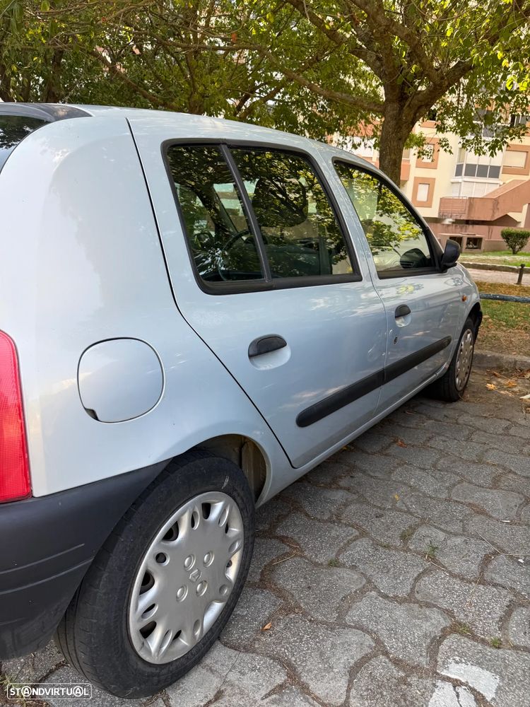 Renault Clio 1.2 - 4
