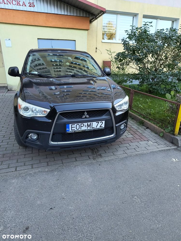 Mitsubishi ASX - 5