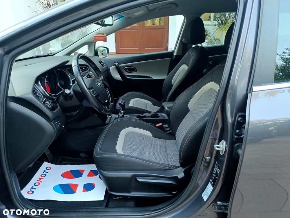 Kia Ceed 1.6 CRDi XL - 26