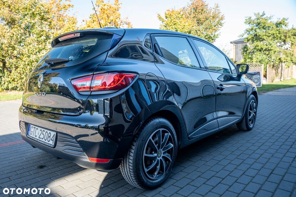 Renault Clio - 8