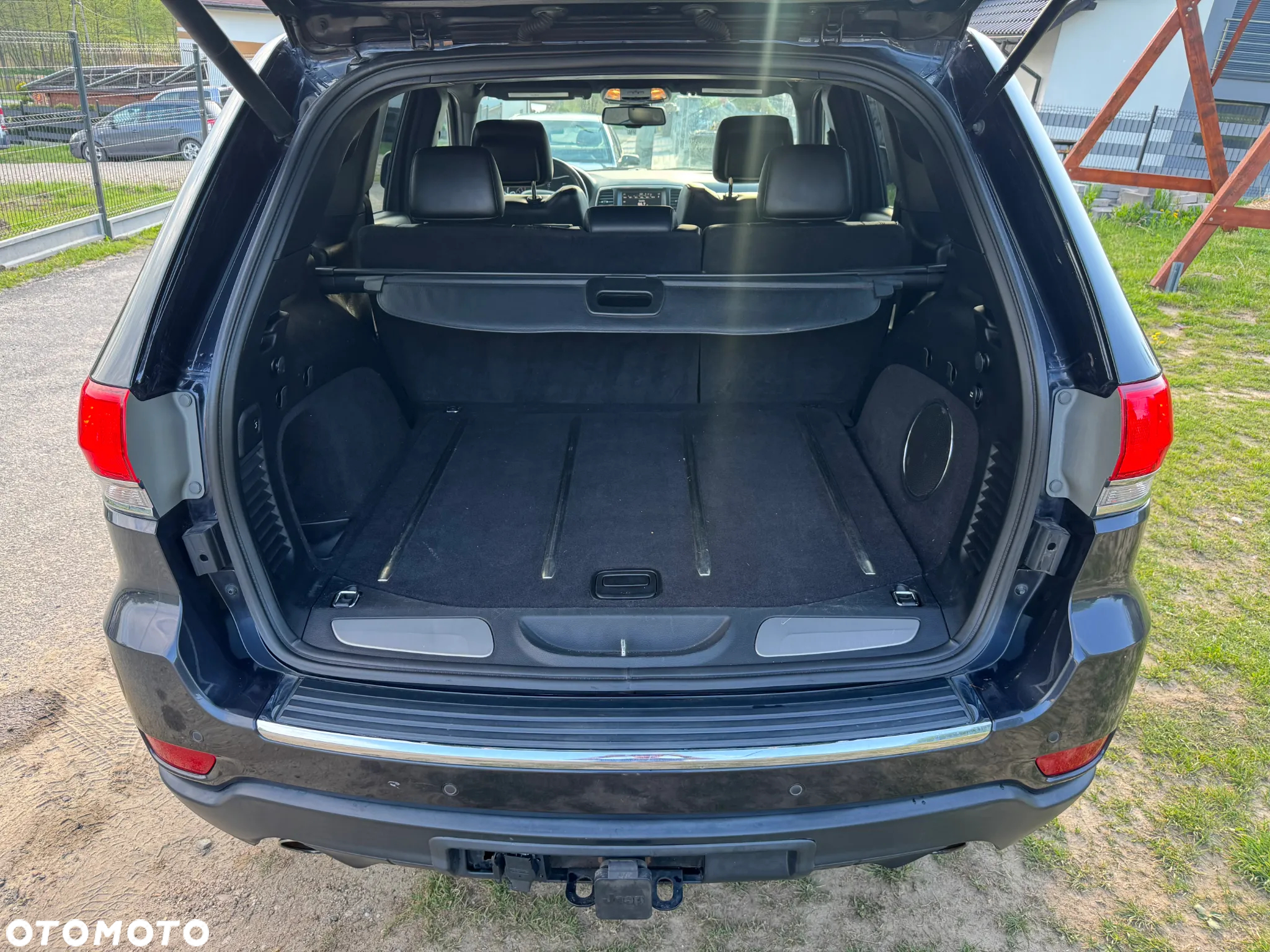 Jeep Grand Cherokee - 31