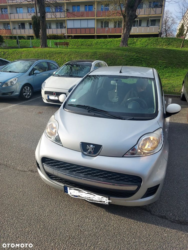 Peugeot 107 1.0 Happy - 2