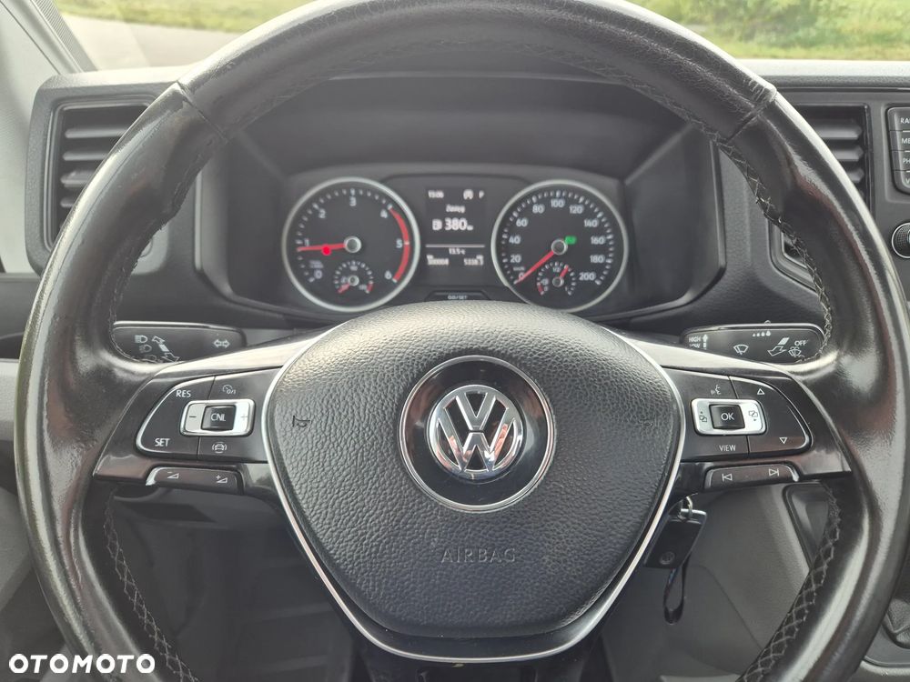 Volkswagen Crafter - 13