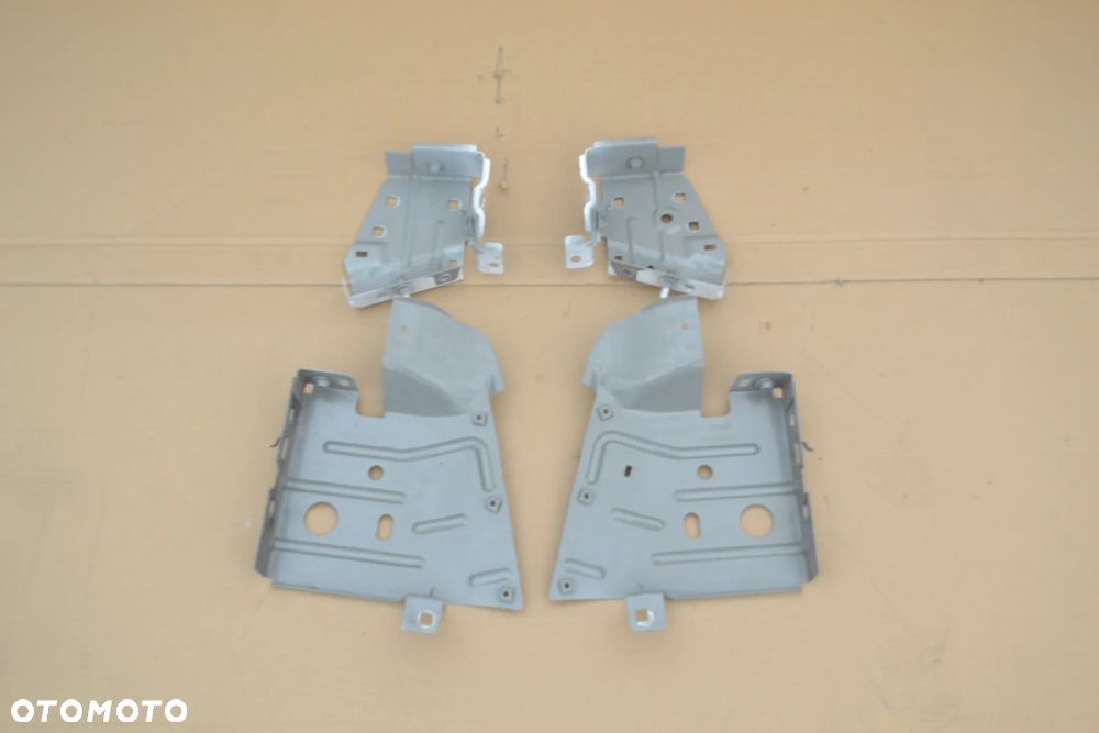 Nissan NV400 Nv 400 Błotnik Lewy Prawy Przód Przedni Mocowanie Błotnika Przedniego Lewe Prawe - 2