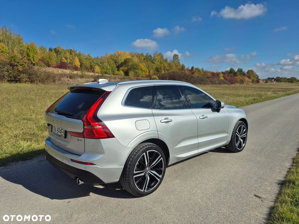 Volvo XC 60 D4 SCR Momentum - 10