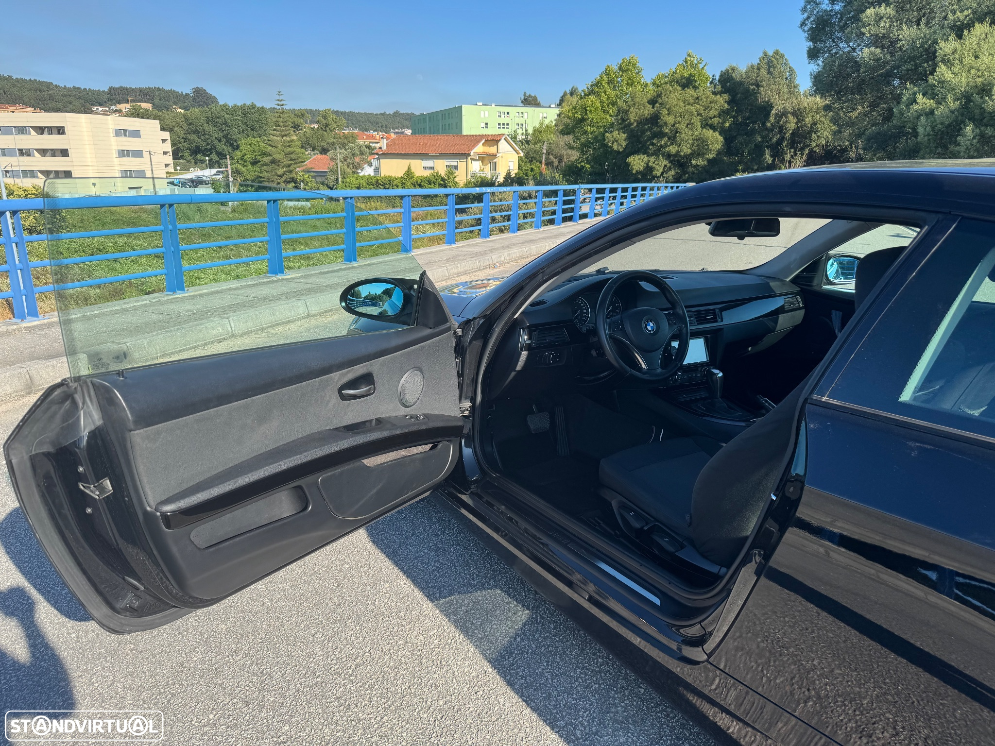 BMW 320 i Coupe Aut. - 9