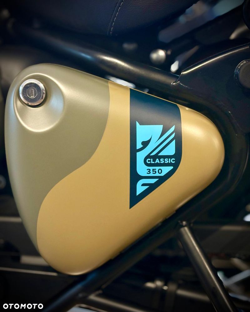 Royal Enfield Classic - 10