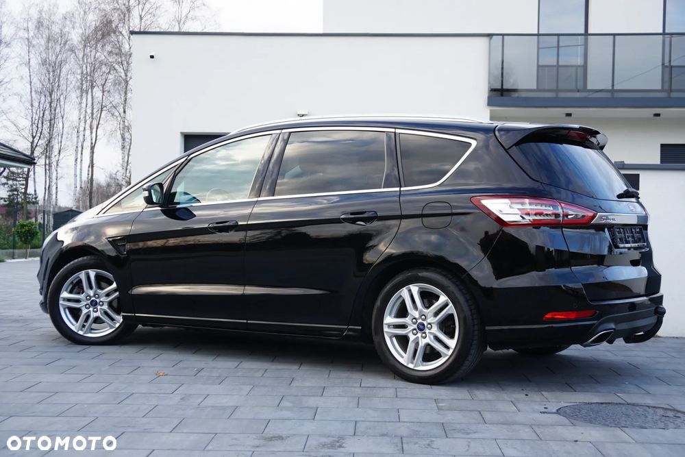 Ford S-Max 2.0 TDCi Titanium - 18