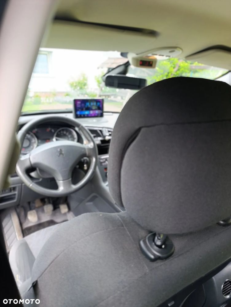Peugeot 3008 HDi FAP 115 Family - 5