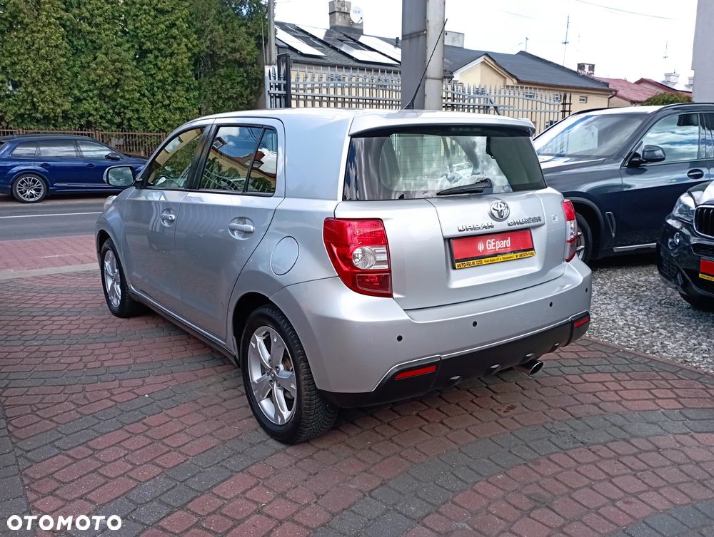 Toyota Urban Cruiser 1.33 Sol - 6