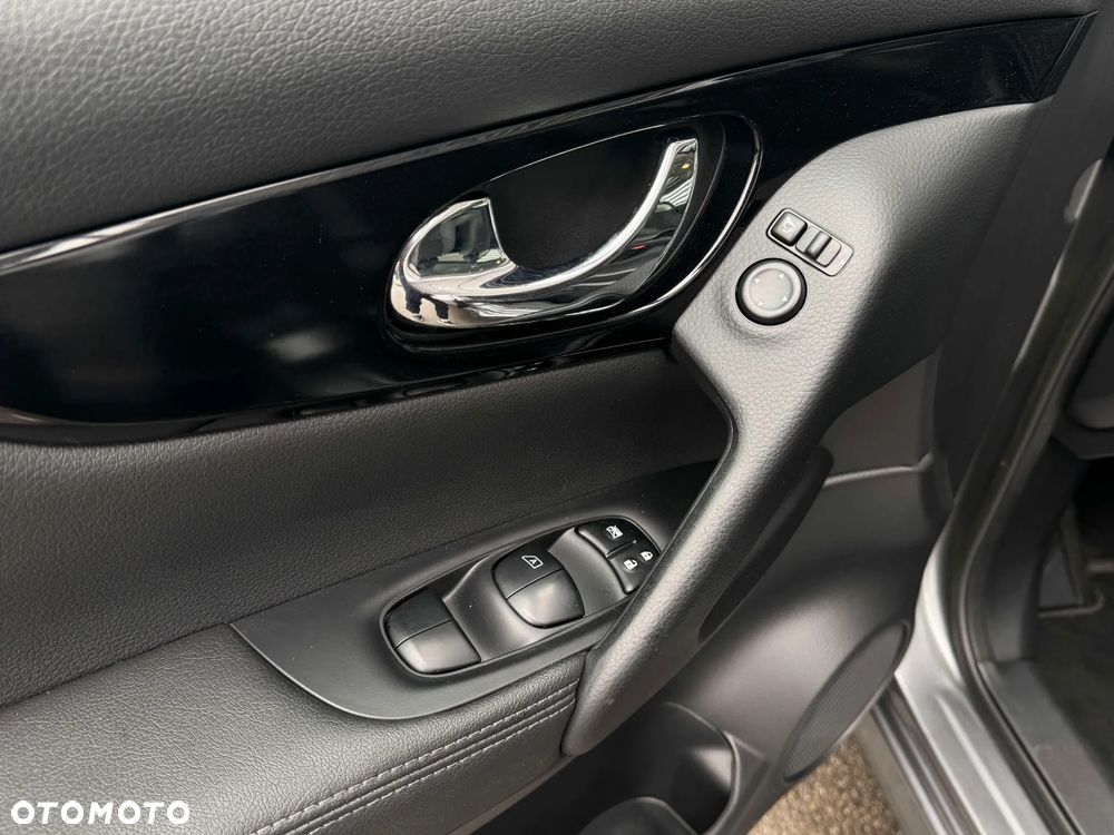 Nissan Qashqai 1.2 DIG-T Tekna EU6 - 15