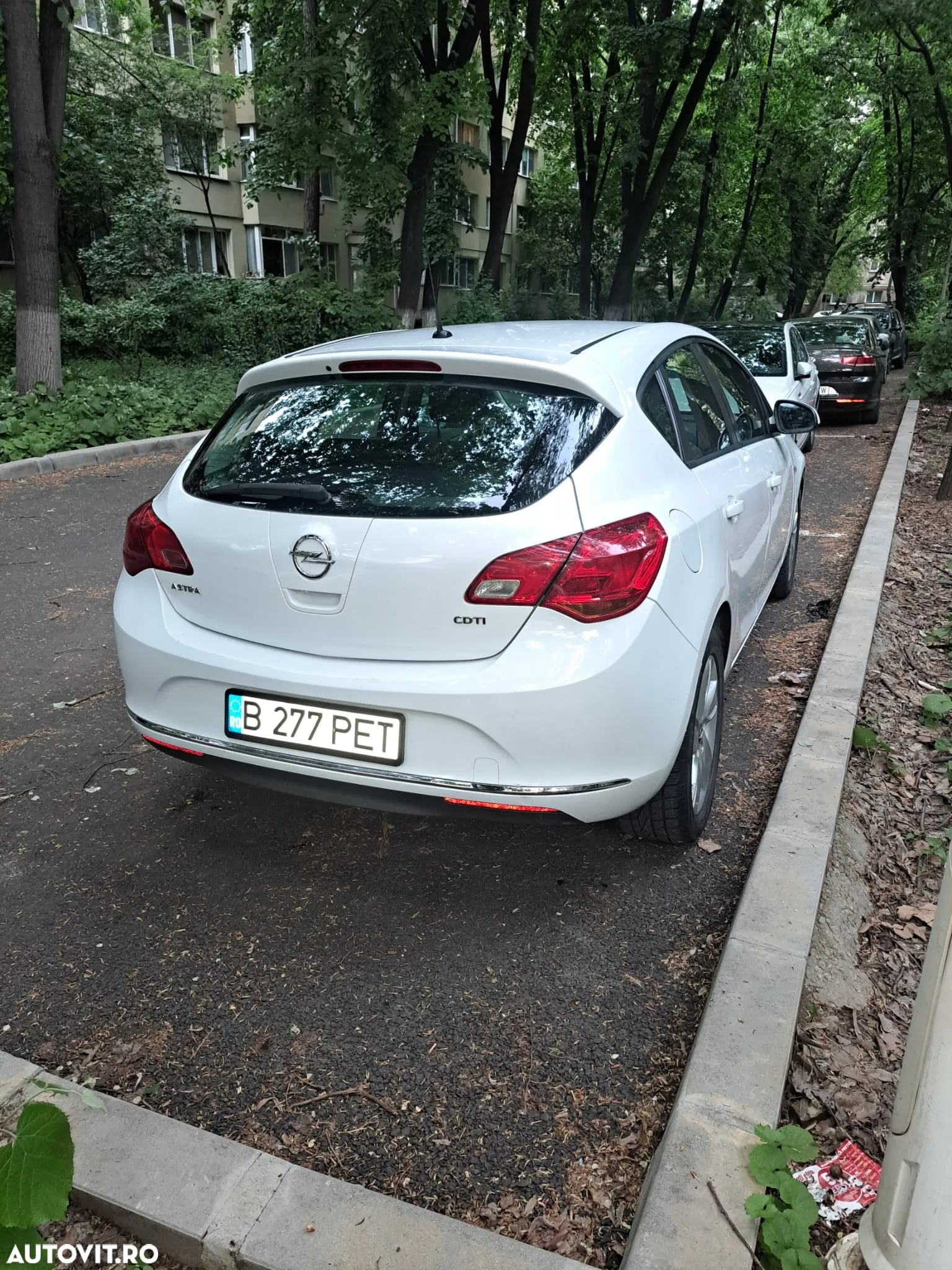 Opel Astra 1.7 CDTI DPF Design Edition - 2
