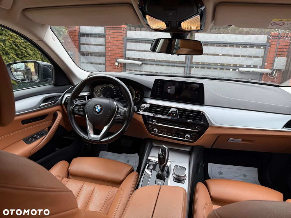 BMW Seria 5 520d - 8