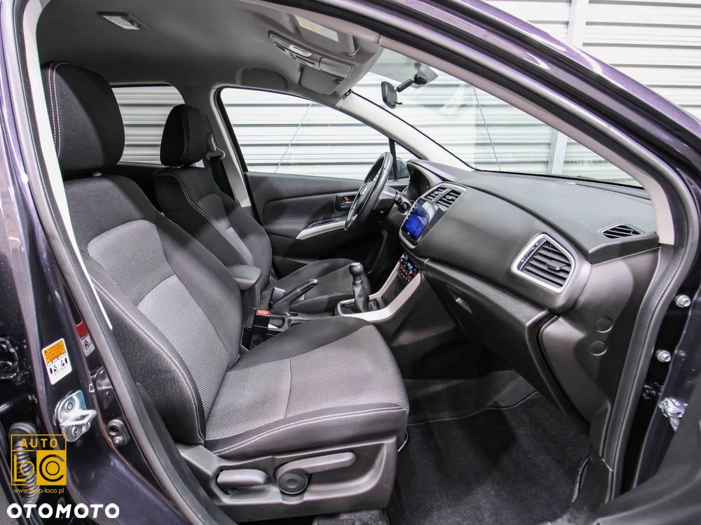 Suzuki SX4 1.6 Premium - 9