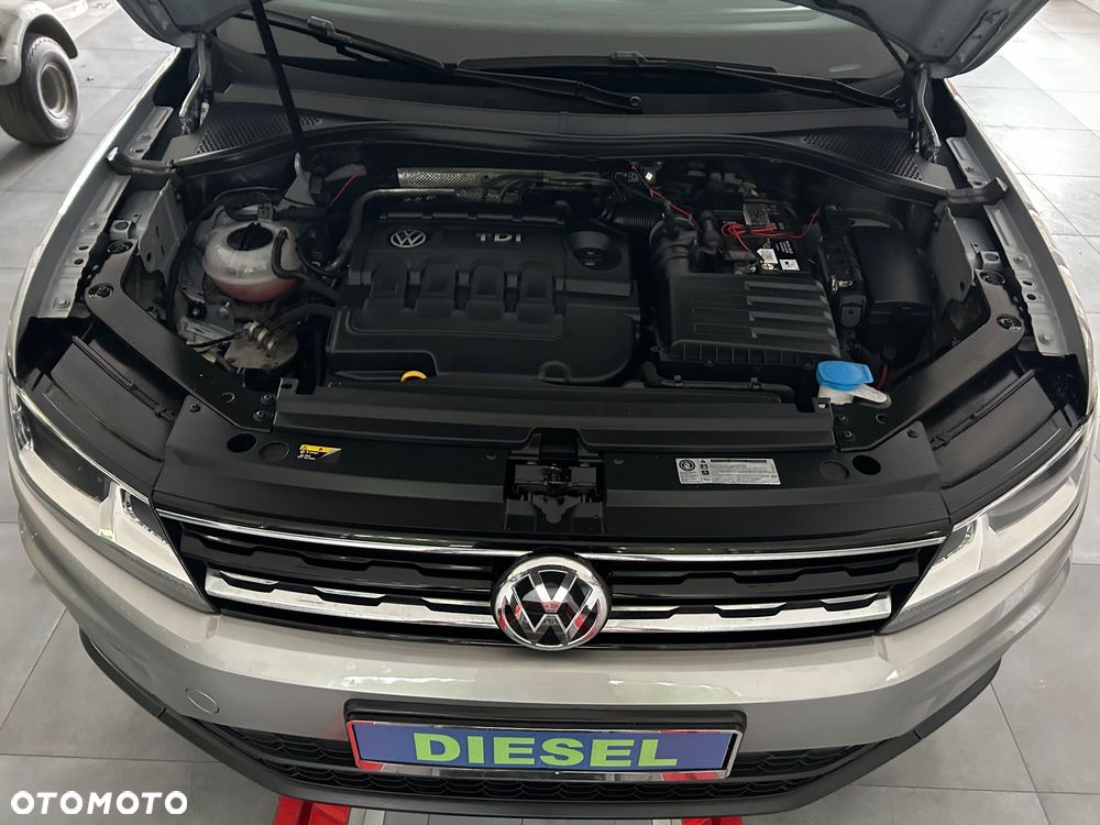 Volkswagen Tiguan 2.0 TDI BMT SCR Comfortline - 12