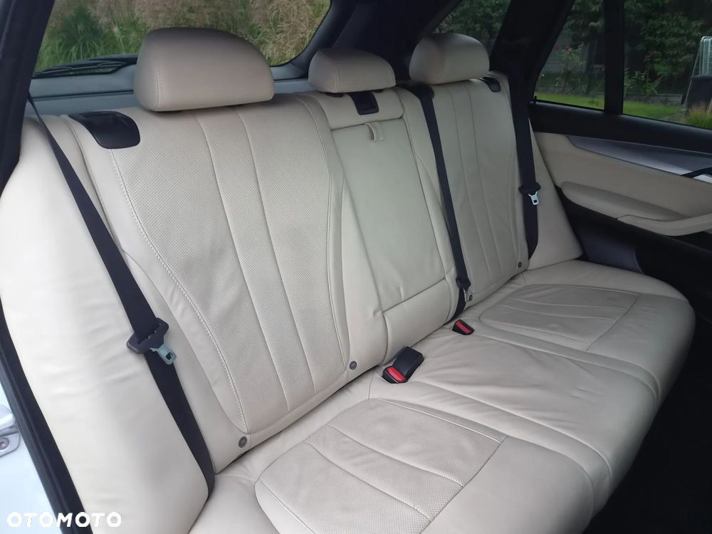 BMW X5 xDrive25d Sport-Aut - 18