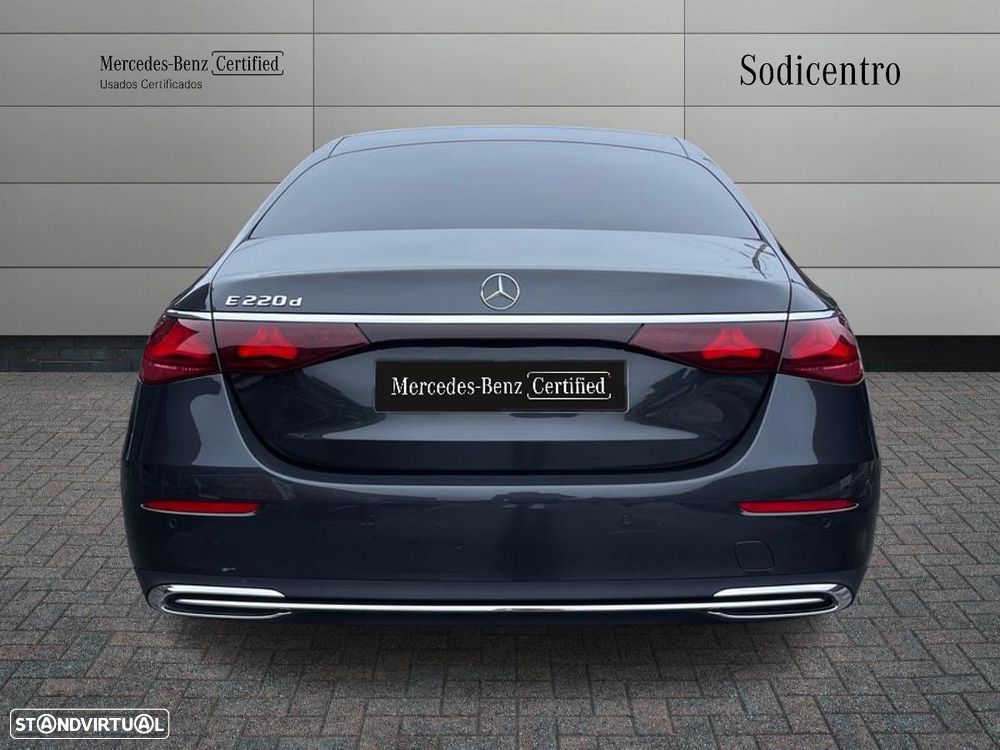 Mercedes-Benz E 220 d - 8