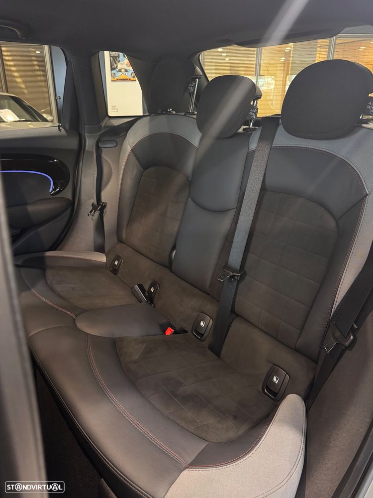 MINI 5 Portas One JCW - 28