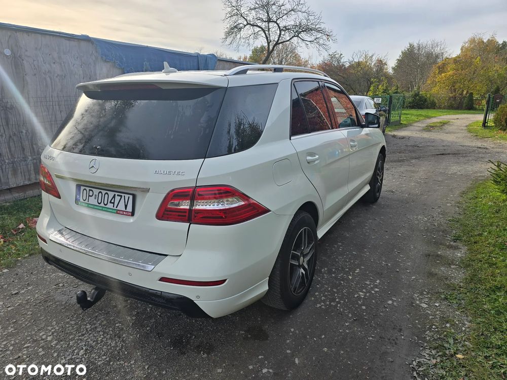 Mercedes-Benz ML 350 BlueTEC 4MATIC 7G-TRONIC - 8