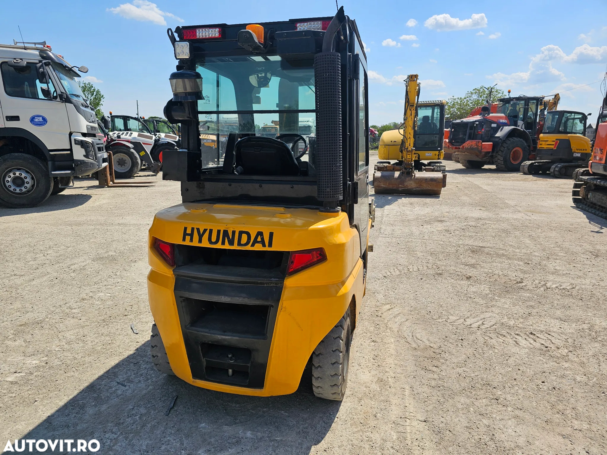 Hyundai 25D-9E motostivuitor stivuitor triplex - 11