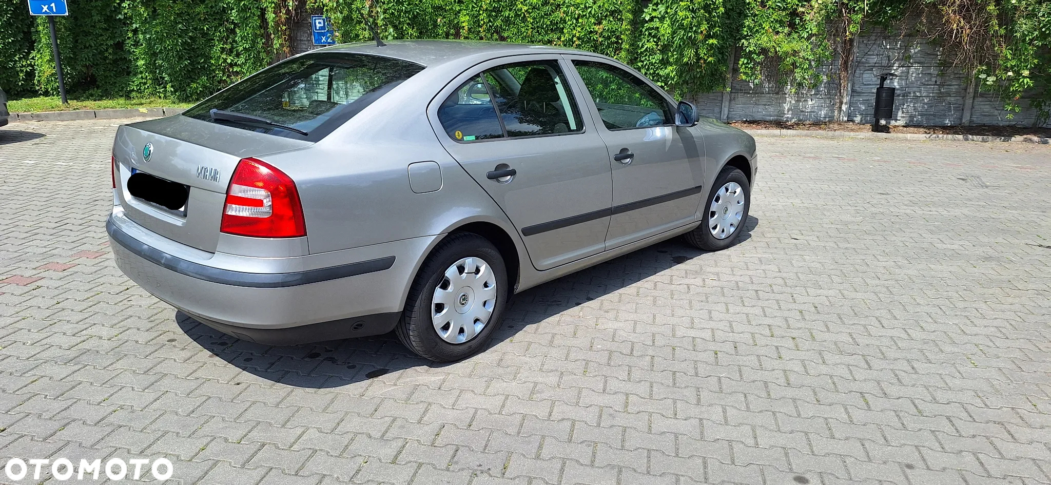 Skoda Octavia 1.6 Tour - 4