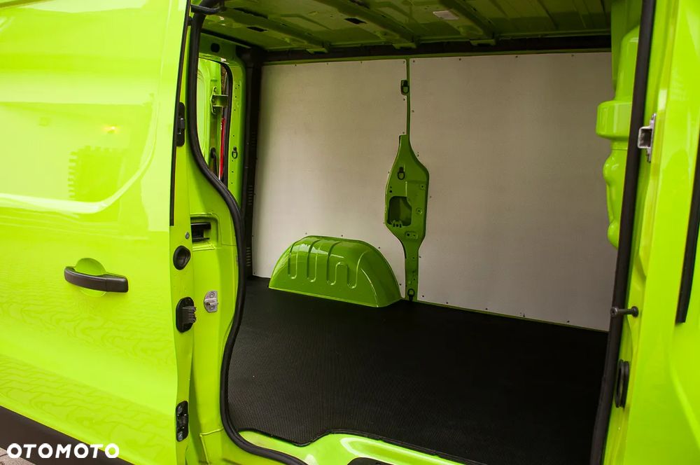 Opel Vivaro - 29