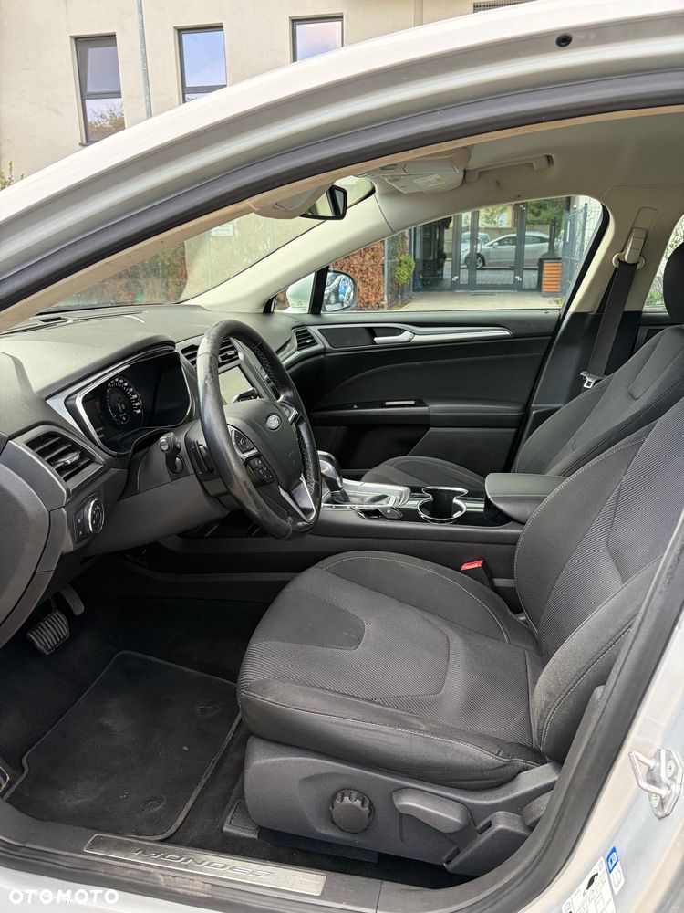 Ford Mondeo 2.0 TDCi STart-Stopp PowerShift-Aut Titanium - 5