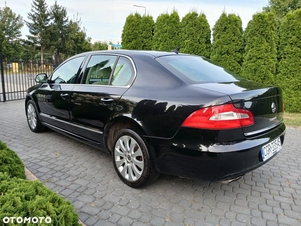 Skoda Superb 2.0 TDI Exclusive - 22