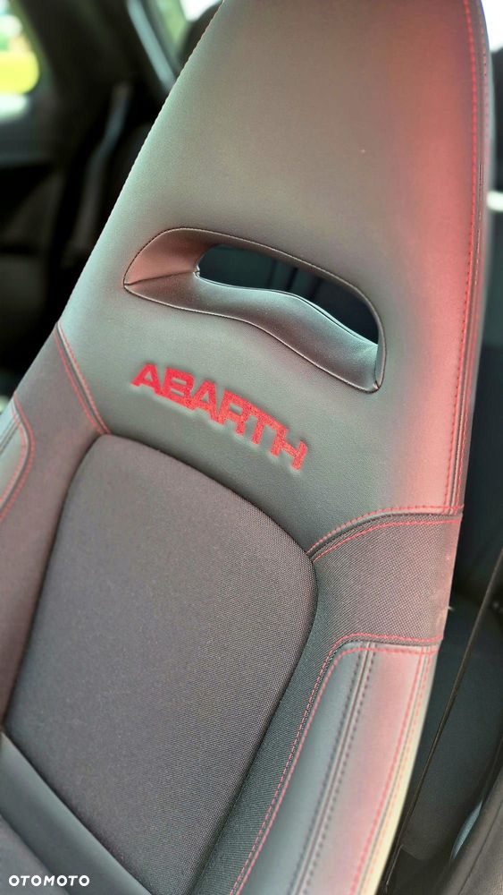 Abarth 695 - 19