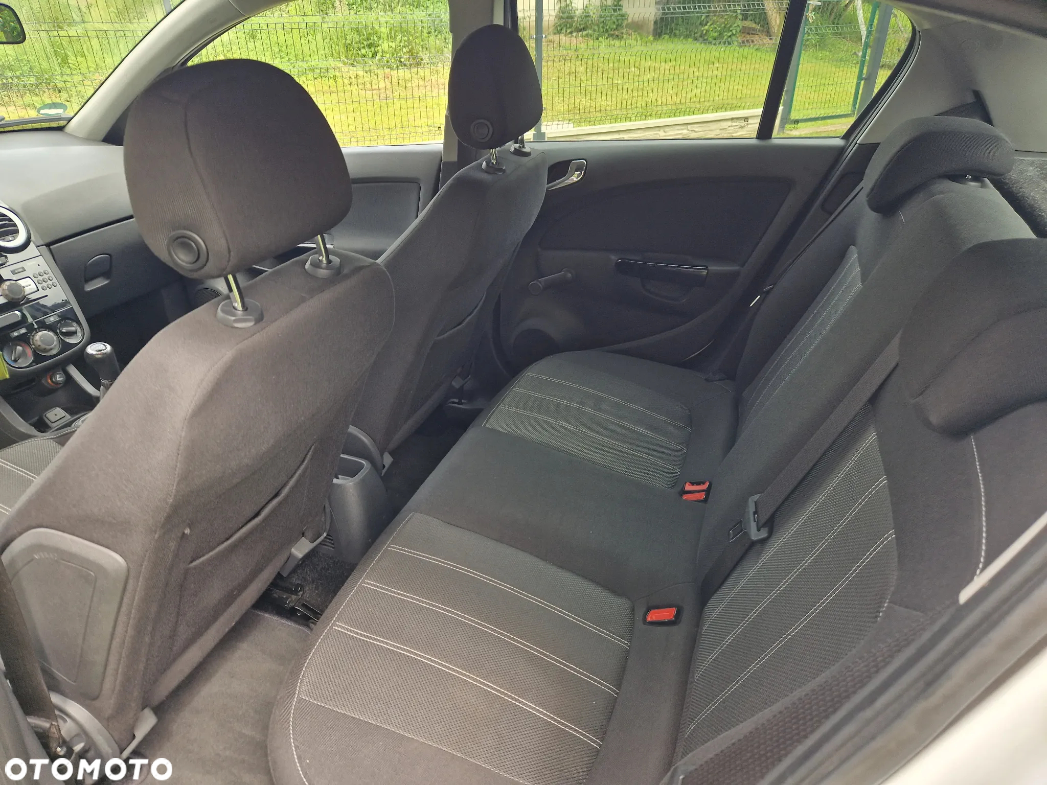 Opel Corsa 1.4 T Color Edition S&S - 14