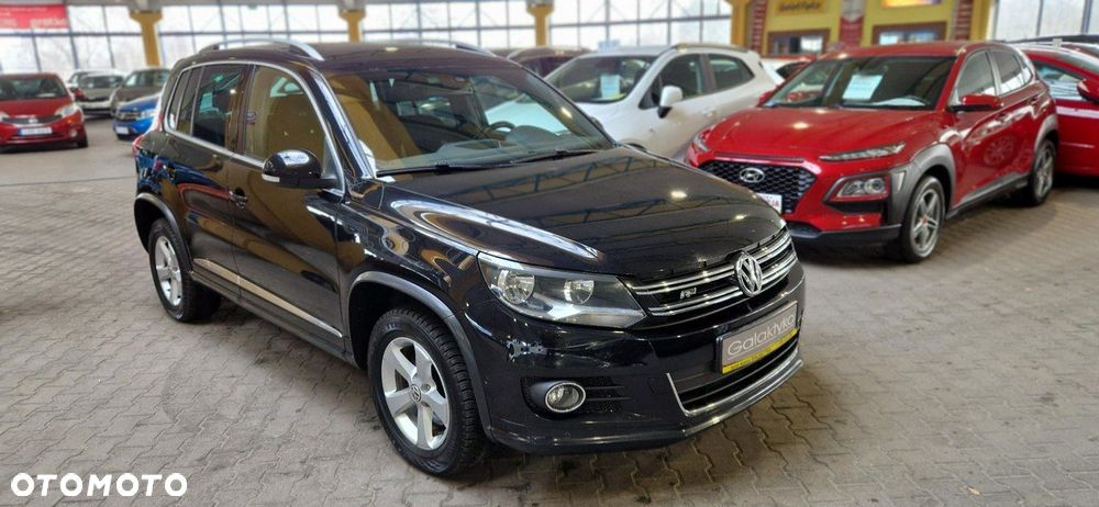 Volkswagen Tiguan - 1