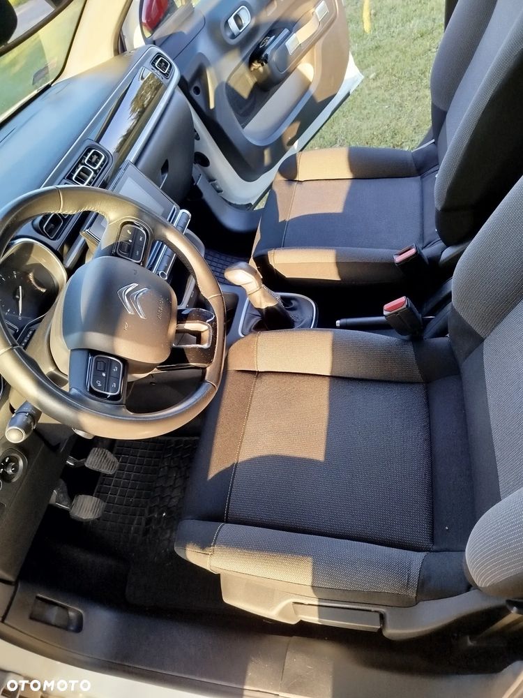 Citroën C3 1.2 PureTech Shine - 12