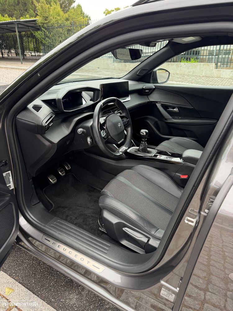 Peugeot 2008 1.5 BlueHDi GT - 8