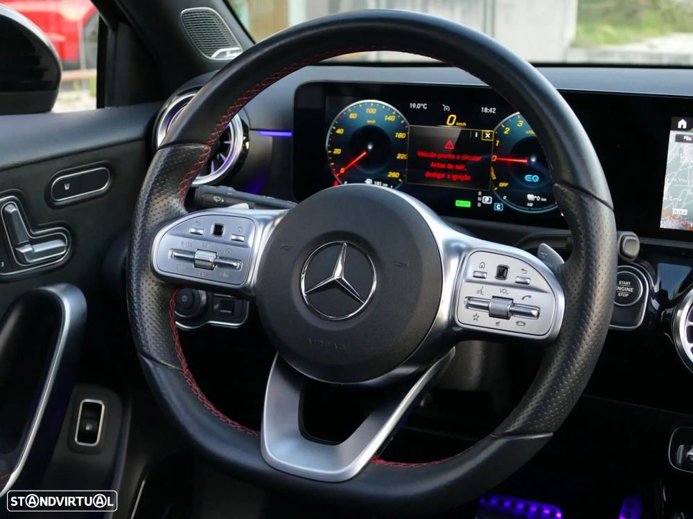 Mercedes-Benz A 250 Limousine e AMG Line - 39