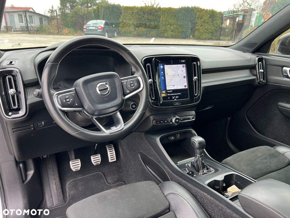 Volvo XC 40 D3 R-Design - 6