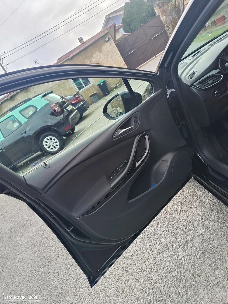 Opel Astra Sports Tourer 1.6 D (CDTI) S&S Dynamic - 4