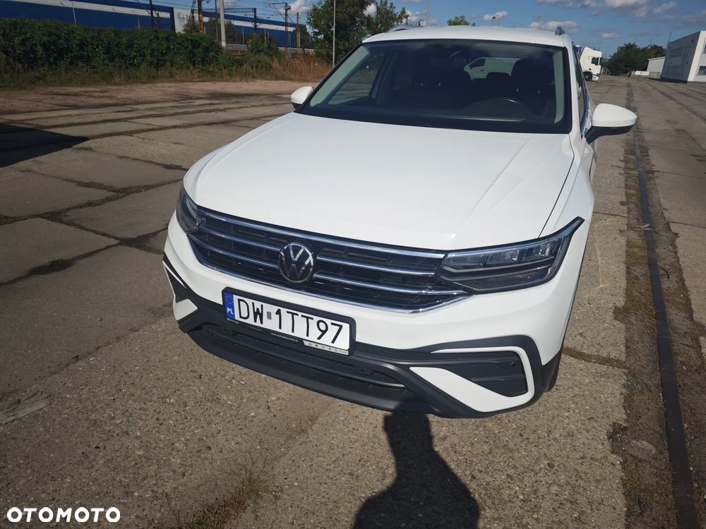 Volkswagen Tiguan - 4