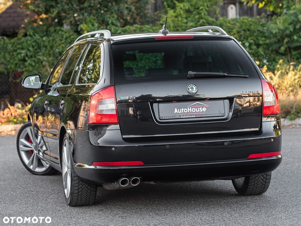 Skoda Octavia 2.0 TSI RS - 13