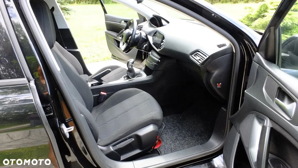 Peugeot 308 1.6 HDi Active - 18