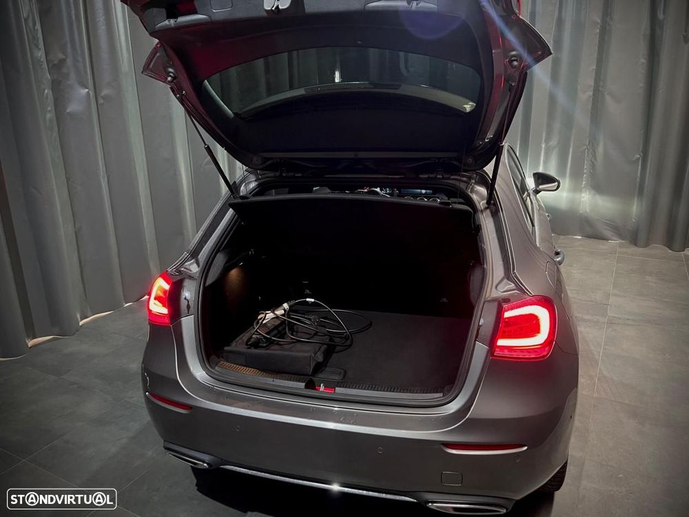 Mercedes-Benz A 250 e - 7