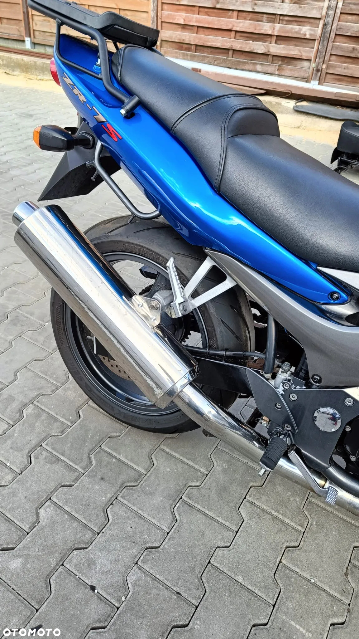 Kawasaki ZR - 7