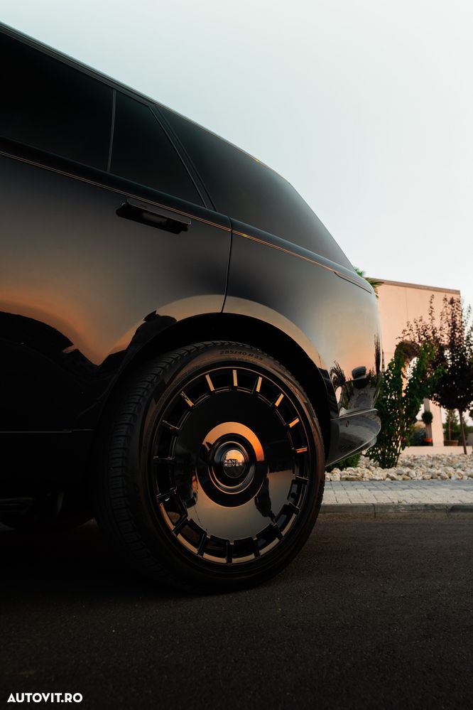 Land Rover Range Rover 2023 photo 3